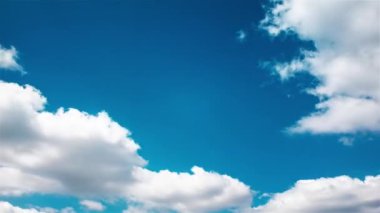 bulutlar gökyüzünde hareket video