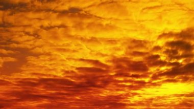 bulutlar gökyüzünde hareket video