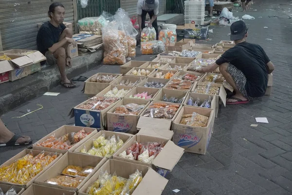 2022年11月13日 早朝のケーキ市場 インドネシアのジャカルタ中央部 パサール ストリートフォト — ストック写真