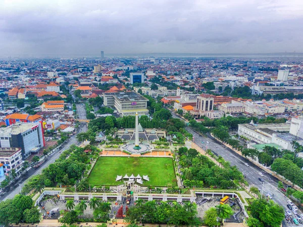 Noviembre 2022 Vista Aérea Ciudad Surabaya Con Monumento Tugu Pahlawan —  Fotos de Stock