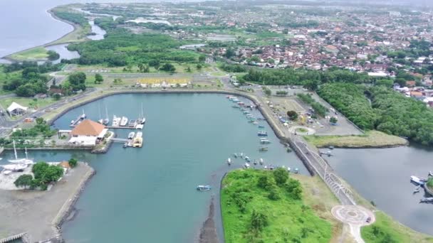 Pemandangan Udara Pantai Boom Banyuwangi Dengan Marina Jawa Timur Indonesia — Stok Video
