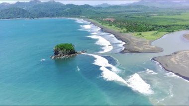 Karang Semar Sahili, Banyuwangi, Doğu Java, Endonezya.