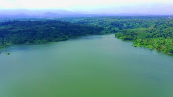 Aerial Flyover Jatibarang Reservoir Dam Semarang Central Java Indonesia Drone — Vídeo de Stock