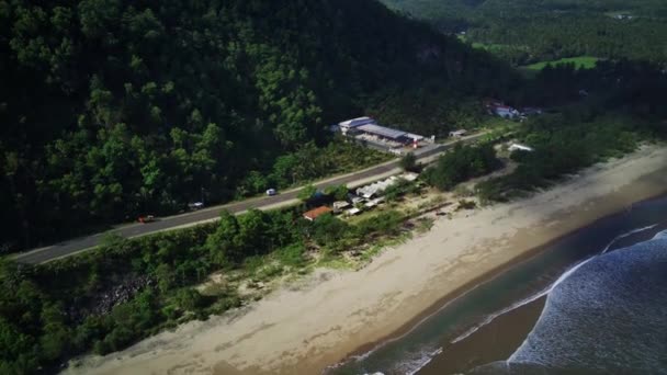 Вид Воздуха Пляж Соге Расположенный Пацитане Восточная Ява Индонезия Дороги — стоковое видео