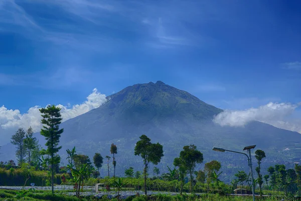 Vista Gunung Sumbing Mount Sumbing Com Estrada Árvores Temanggung Java — Fotografia de Stock