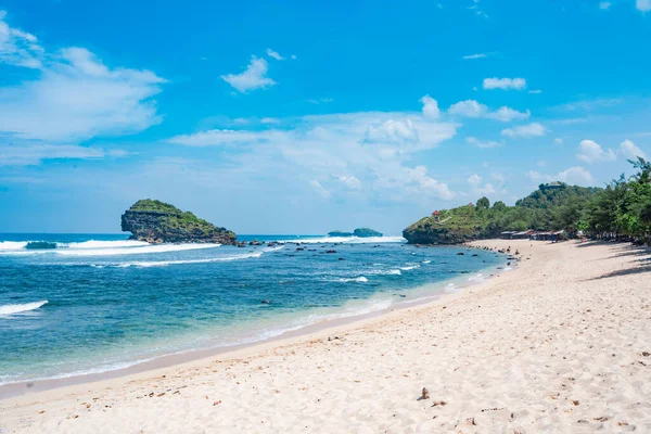 Пляж Ватукарунг Индонезийском Паситане Скалами Океане Пейзаж Фотография Природы — стоковое фото