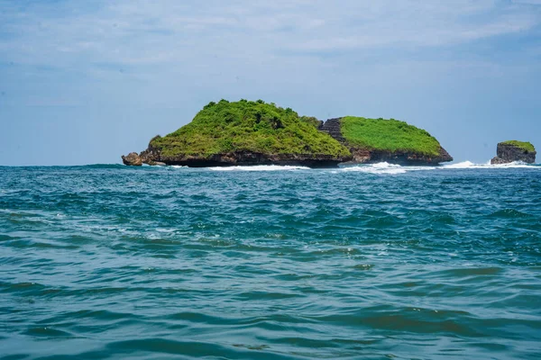 Формирование Скал Океане Вблизи Танджунг Касап Мыса Касап Пацитан Индонезия — стоковое фото