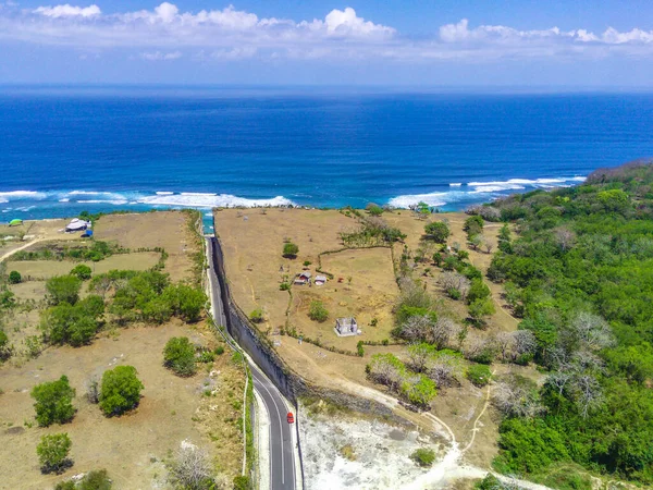 Bali Deki Pandawa Sahili Ndeki Uçurumlar Arasındaki Yolun Yüksek Açılı — Stok fotoğraf