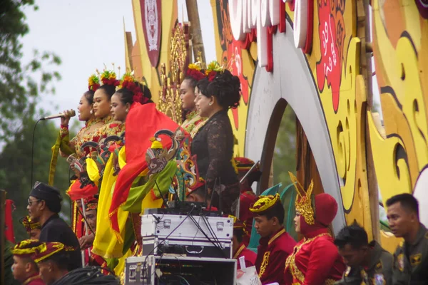 Septiembre 2023 Banyuwangi Java Oriental Indonesia Gandrung Sewu Una Espectacular —  Fotos de Stock