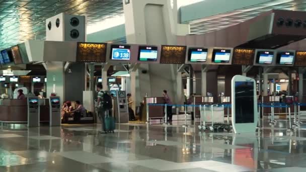 Jakarta Indonézia 2023 December Emberek Hármas Terminálon Soekarno Hatta Repülőtéren — Stock videók