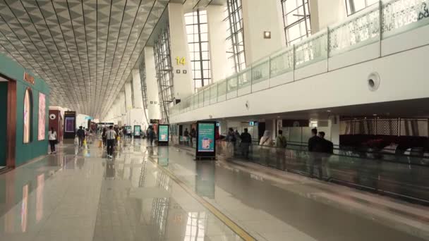 Dżakarta Indonezja Grudnia 2023 Aktywność Ludzi Terminalu Lotnisko Soekarno Hatta — Wideo stockowe