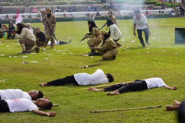 9 Haziran 2024. Surabaya, Doğu Java, Endonezya. Tiyatro etkinliği halk tarafından başlatıldı. Endonezya 'nın Surabaya şehrinin kuruluşunu kutlamak için..