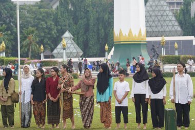 9 Haziran 2024. Surabaya, Doğu Java, Endonezya. Tiyatro etkinliği halk tarafından başlatıldı. Endonezya 'nın Surabaya şehrinin kuruluşunu kutlamak için..