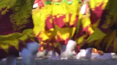 26 Ekim 2024. Banyuwangi, Endonezya. 3.000 'den fazla dansçı Gandrung Sewu' nun muhteşem gösterisinde performans sergiliyor..