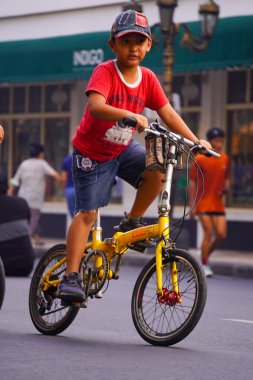 10 Ağustos 2025. Surabaya, Endonezya. Şehirde arabasız gün etkinlikleri.