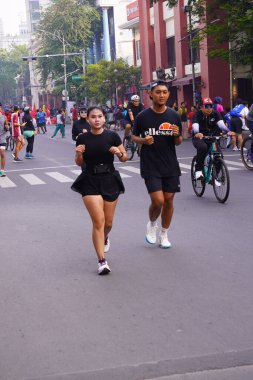 10 Ağustos 2025. Surabaya, Endonezya. Şehirde arabasız gün etkinlikleri.