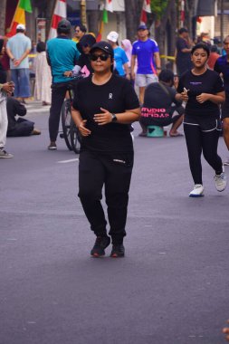 10 Ağustos 2025. Surabaya, Endonezya. Şehirde arabasız gün etkinlikleri.