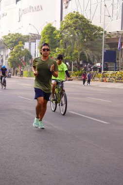 10 Ağustos 2025. Surabaya, Endonezya. Şehirde arabasız gün etkinlikleri.