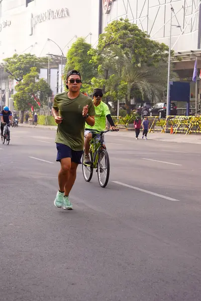 10 Ağustos 2025. Surabaya, Endonezya. Şehirde arabasız gün etkinlikleri.