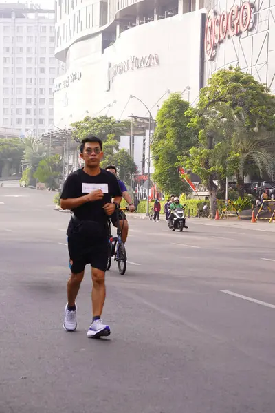 10 Ağustos 2025. Surabaya, Endonezya. Şehirde arabasız gün etkinlikleri.