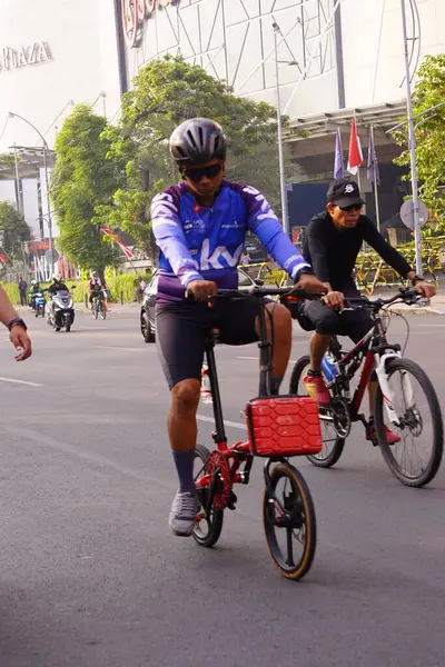 10 Ağustos 2025. Surabaya, Endonezya. Şehirde arabasız gün etkinlikleri.