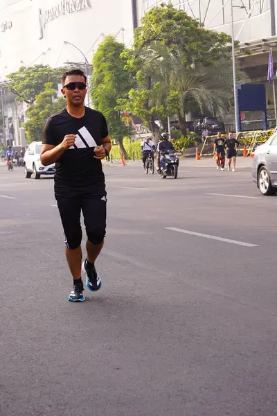 10 Ağustos 2025. Surabaya, Endonezya. Şehirde arabasız gün etkinlikleri.