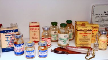 Antika eski İlaçlar görüntüsü