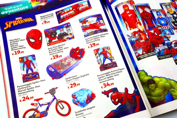 Spiderman Toys Katalog Sprzedaż Boże Narodzenie — Zdjęcie stockowe