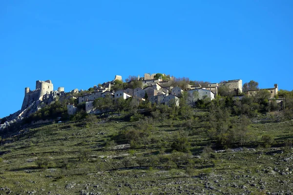 Talya Nın Orta Kesimindeki Abruzzo Bölgesinde Aquila Eyaletindeki Calascio Manzarası — Stok fotoğraf