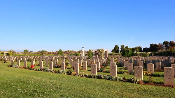 Kyrkogården Vid Floden Sangro Ligger Contrada Sentinelle Kommunen Torino Sangro — Stockfoto