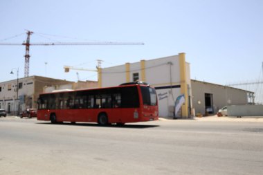 Trapani, Sicilya (İtalya): Trapani şehir merkezinde ATM Yerel Otobüsü