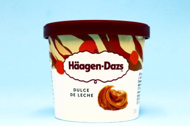 Los Angeles, ABD 14 Haziran 2021: Haagen-Dazs Dondurması. Haagen-Dazs General Mills 'in bir markasıdır.