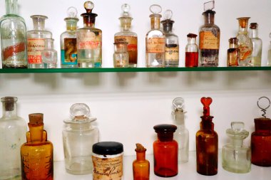 Roma, İtalya 6 Mart 2022: 1800 Eski İlaçlar sergisi