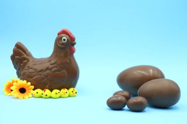 Paskalya Çikolatalı Tavuk Kompozisyonu
