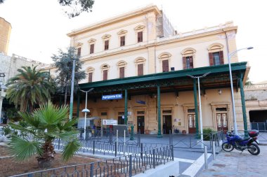 Agrigento, Sicilya (İtalya) 5 Temmuz 2022: Agrigento Tren İstasyonu