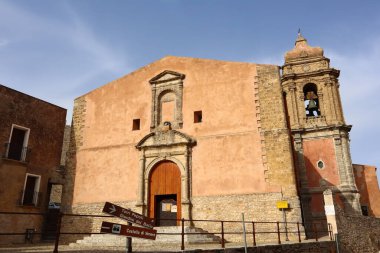Erice, Sicilya (İtalya) - 3 Temmuz 2022: San Giuliano Kilisesi