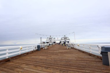 Malibu, California - 9 Mayıs 2019: Malibu Rıhtımı 'ndan MALIBU sahili