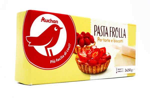 ペスカーラ イタリア2021年2月15日 Auchanのスーパーマーケットチェーンが販売するケーキとクッキーのためのショートクラストペストリー — ストック写真