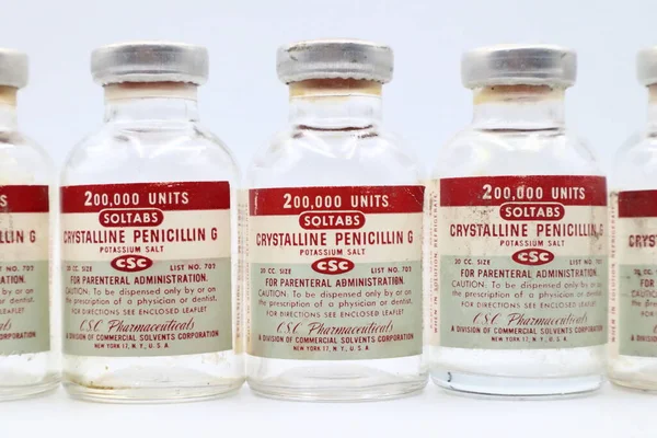 Pescara Italië Maart 2019 Vintage 1951 Injectieflacon Penicillin Geproduceerd Door — Stockfoto