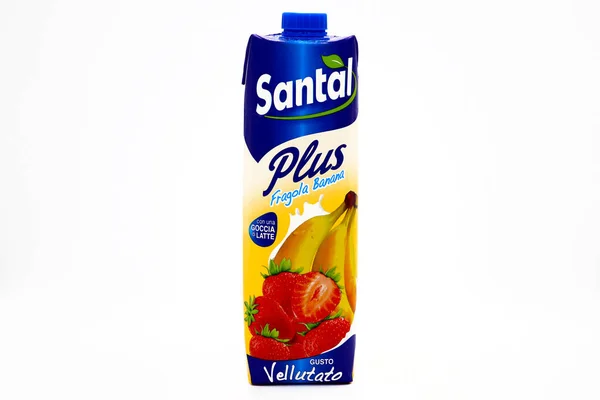 Пескара Италия Декабря 2019 Года Santal Strawberry Banana Juice Santal — стоковое фото