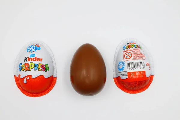 Pescara Itálie Března 2019 Kinder Surprise Chocolate Eggs Kinder Surprise — Stock fotografie
