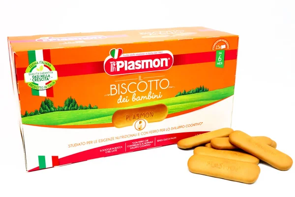 Pescara, İtalya 15 Şubat 2021: PLASMON Bebek Bisküvileri. Plasmon, Kraft Heinz Co. Group tarafından üretilen İtalyan markasıdır.