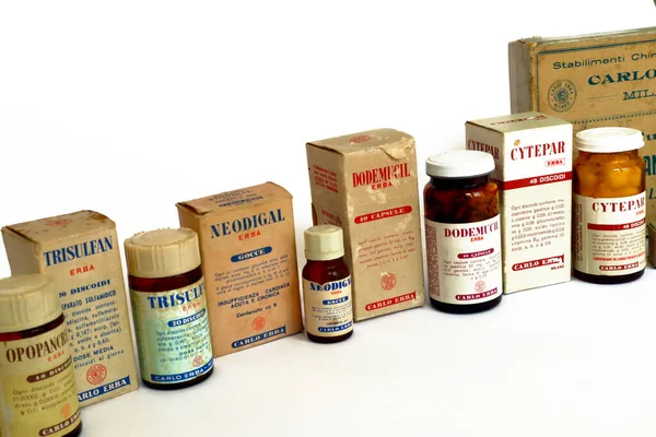 Milano Marzo 2022 Old Vintage 1920 1960 Carlo Erba Medicines — Foto Stock
