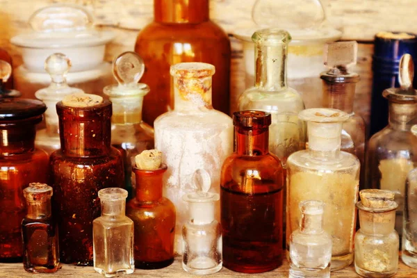 Pharmacie Antique Vieux Médicaments Bouteilles Photos De Stock Libres De Droits