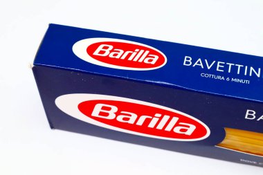 Pescara, İtalya 20 Aralık 2019: Pasta Barilla. Geleneksel İtalyan Yemekleri