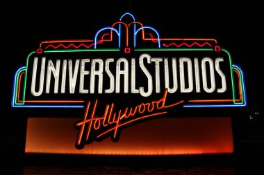 Universal City Los Angeles, California - 8 Mayıs 2019: UNIVERSAL Stüdyoları Gece Hollywood