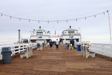 Malibu, California - 9 Mayıs 2019: Malibu Rıhtımı 'ndan MALIBU sahili