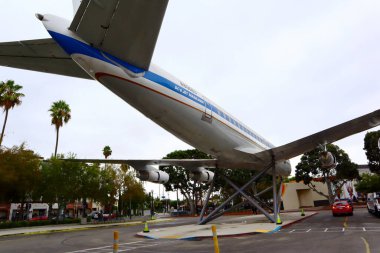 Los Angeles, California - 28 Eylül 2019: United Airlines Douglas DC-8 Jet Mainliner N806U Kaliforniya Bilim Merkezi, Exposition Park, Los Angeles