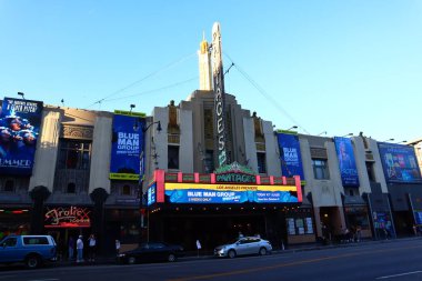 Hollywood, California - 6 Ekim 2019: Hollywood Bulvarı, Los Angeles PANTAGES Tiyatrosu