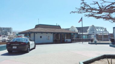 REDONDO BEACH, Los Angeles, California - 13 Eylül 2018: Redondo Beach Pier POLİS